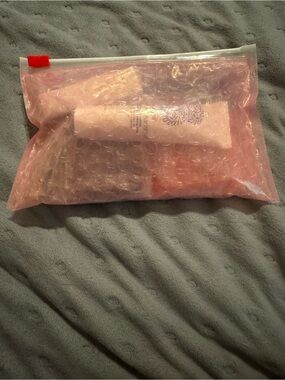 NEW Pink Bubble Travel Pouch w/Beauty Bundle